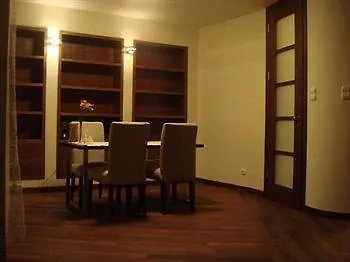 Szucha Apartment Varsó