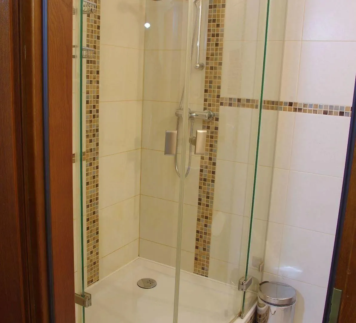 Szucha Apartment Varsó